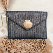 Load image into Gallery viewer, Tulum Clutch (Black w/Gold Shell)
